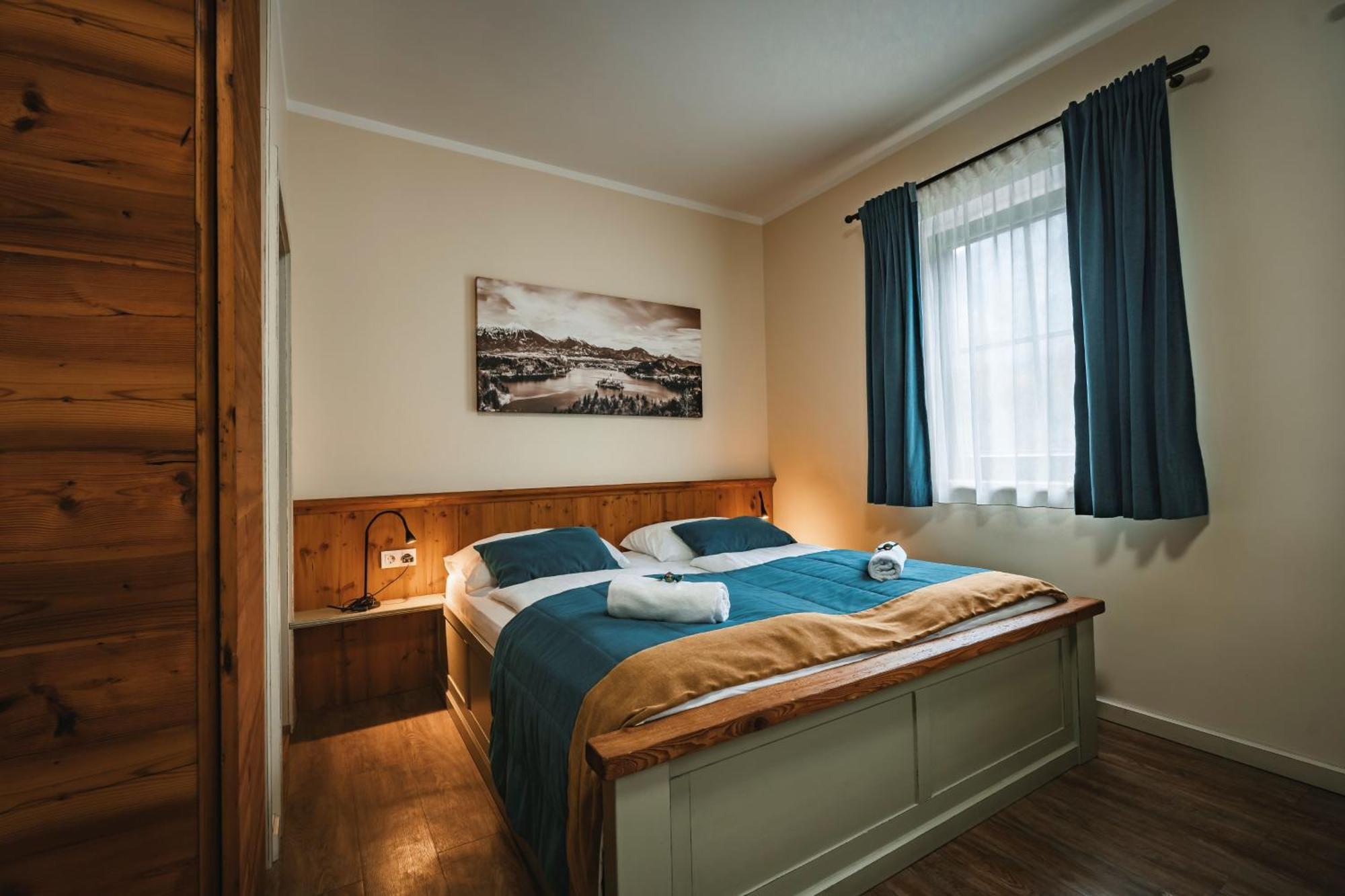 Guest House Ejga Jesenice Eksteriør billede