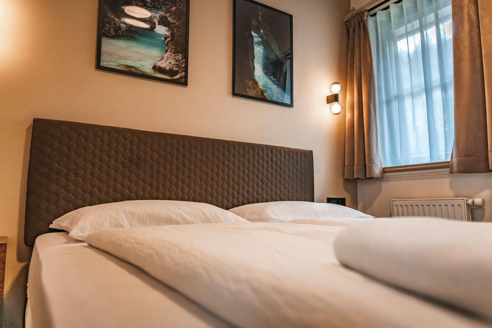 Guest House Ejga Jesenice Eksteriør billede