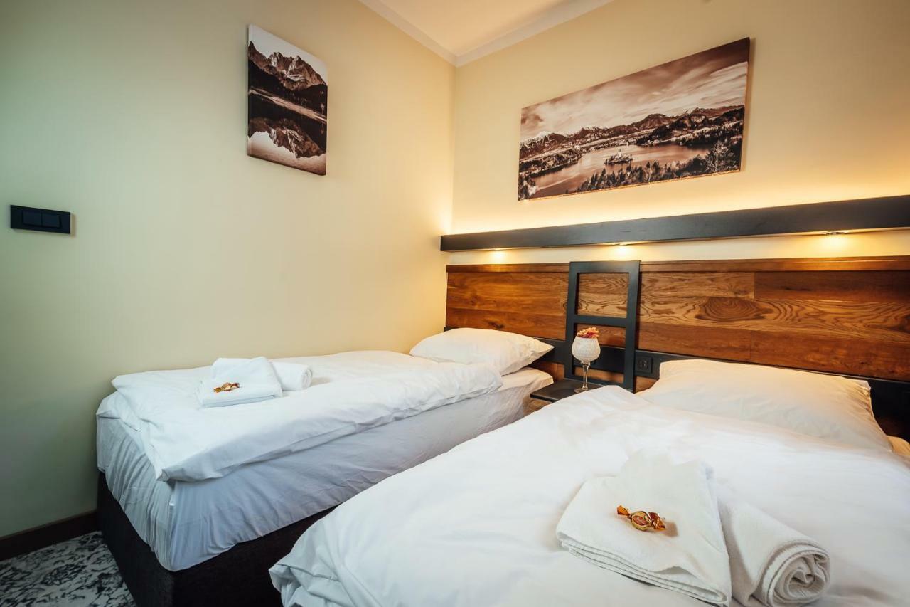 Guest House Ejga Jesenice Eksteriør billede