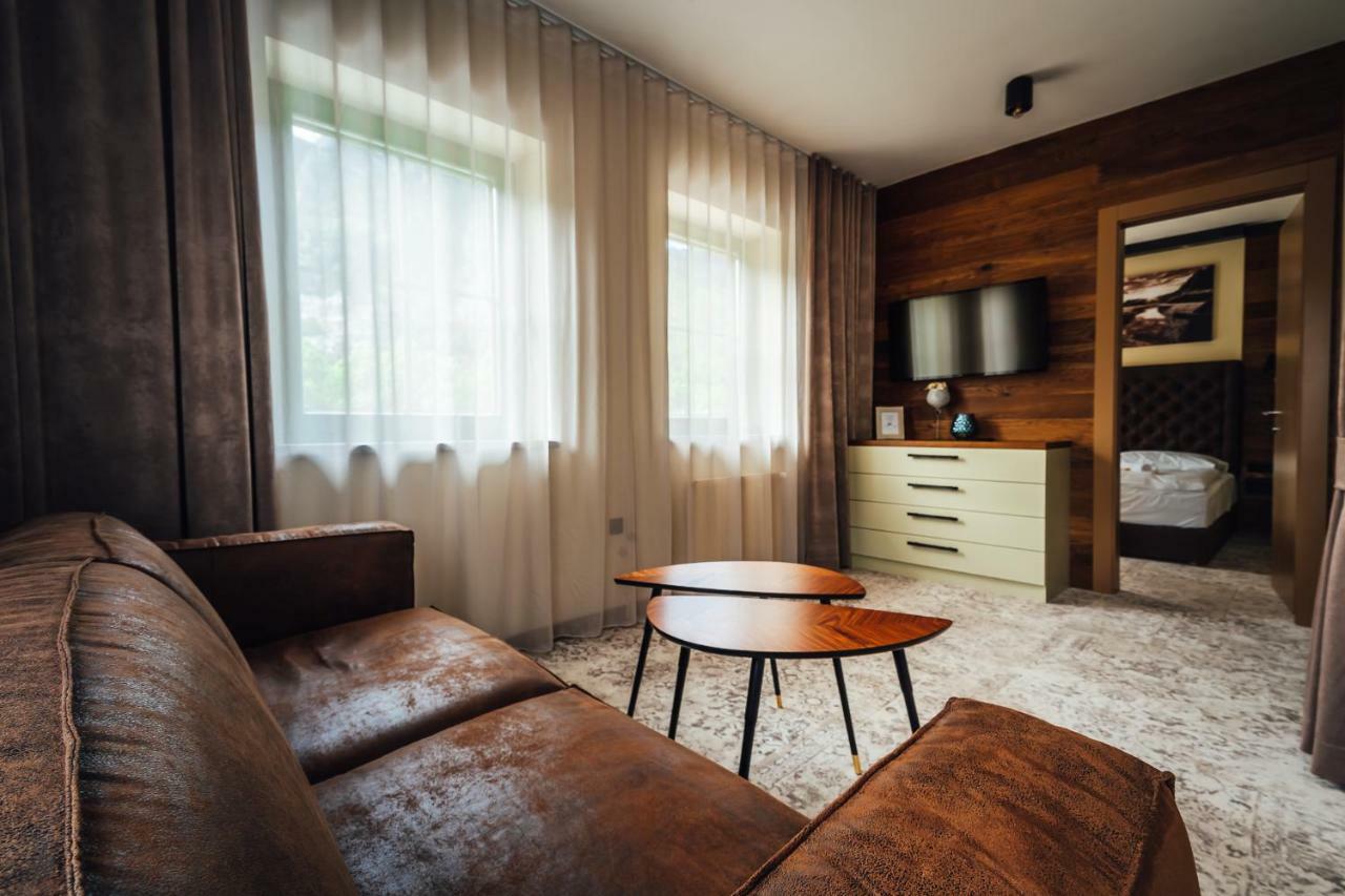 Guest House Ejga Jesenice Eksteriør billede